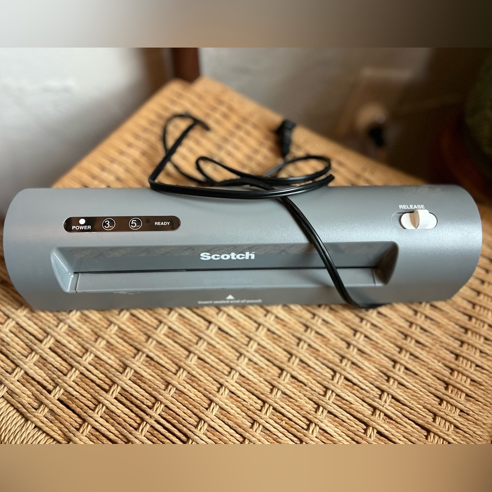 Scotch Thermal Laminator TL901X 5 Mil | Hot Laminating Machine | Home Office